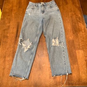 Women ripped jeans